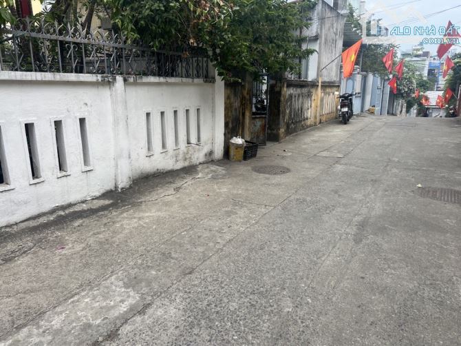 🎉🎉Nhà ở vị trí đắc địa gần đại học kinh tế Đà Nẵng; Diện tích khủng về ngang rộng thoáng