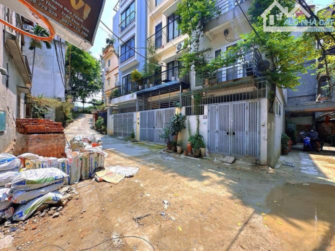 Bán Nhà Hoàng Hoa Thám Giá Đầu Tư Dân Xây DT 47m2×4Tầng Ở Sướng Đầu Tư Hợp Lý