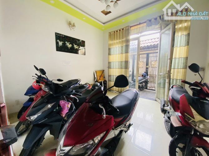 BÁN NHÀ CÁCH 50M RA MT NGUYỄN VĂN LINH,HUỲNH TẤN PHÁT,QUÂN 7, 3 TẦNG,69M2-GIÁ 6.8 TỶ