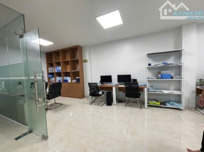BÁN NHÀ 83M2,MT 6,3M ĐANG CHO THUÊ VĂN PHÒNG 50TR/THÁNG, VIEW CÔNG VIÊN