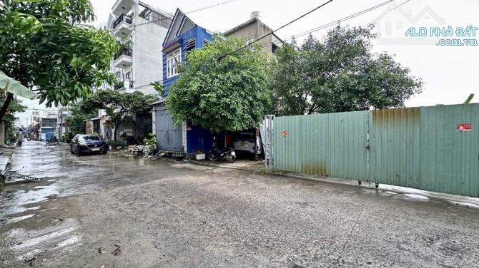 Bán đất ngay Chợ Minh Phát đường TX22, phường THẠNH XUÂN, Q12,dt65m²(4x16). Hẻm 7m,giá 2,0