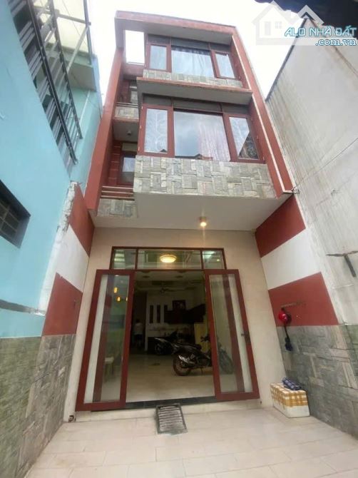 BÁN NHÀ PHAN VĂN TRỊ,3 TẦNG,100M2, GIÁ 15,6 TỶ