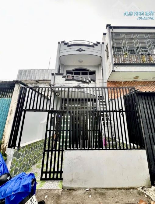 HƠN 4 TỶ TL- TÂY LÂN - 64M2 - HẺM XE TẢI 10M - 3 TẦNG -3PN -SHR