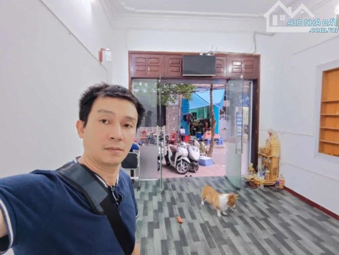 Cho thuê nhà ngõ 612 Đê La Thành 20 T1 4.4 7.5 triệu. ( có thương lượng)
