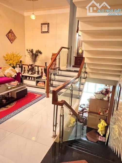 🌿🌿 SIÊU PHẨM NHÀ MẶT TIỀN ĐƯỜNG BÙI TRANG CHƯỚC- HOÀ XUÂN- ĐÀ NẴNG.🌿🌿 1 LÔ DUY NHẤT