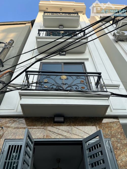 NHÀ AN KHÁNH , Ở CHỢ PHÚ VINH – 35m² x 5 TẦNG – NHÀ MỚI – Ô TÔ ĐỖ CỬA