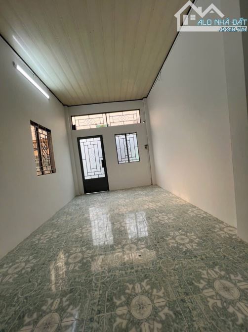 Nhà 4 tầng - khu 20 thước - 21m2 , Hẻm 4m , Hoàng Diệu Q4.