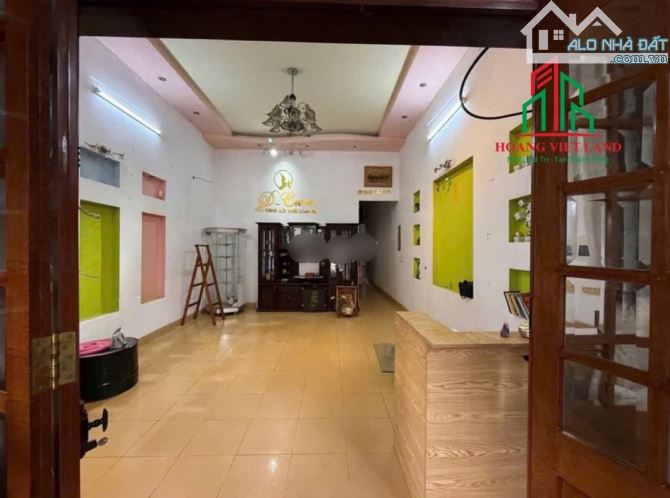 BÁN NHÀ MẶT TIỀN NGUYỄN KHUYẾN. DT: 5x28M. GIÁ: 8,5 TỶ