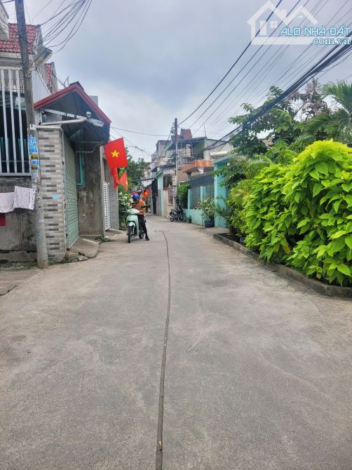 Bán nhà 1 trệt 1 lầu gần đường ĐT743B p.Tân Đông Hiệp Tp.Dĩ An chỉ 3ty200 TL M7501