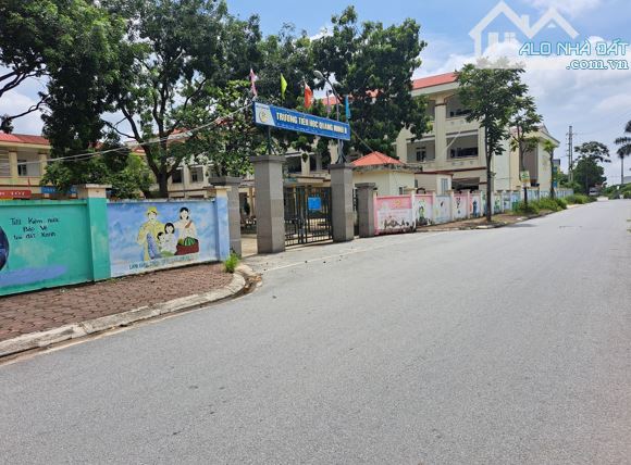 BÁN ĐẤT QUANG MINH – MÊ LINH – TỔ 5 – ĐƯỜNG THÔNG Ô TÔ TRÁNH ĐỖ – CHỈ HƠN 3 TỶ