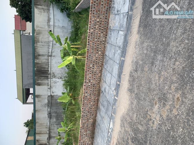 bán đất đấu giá nguyên khê- sát đại lộ võ nguyên giáp- ô tô tránh nhau