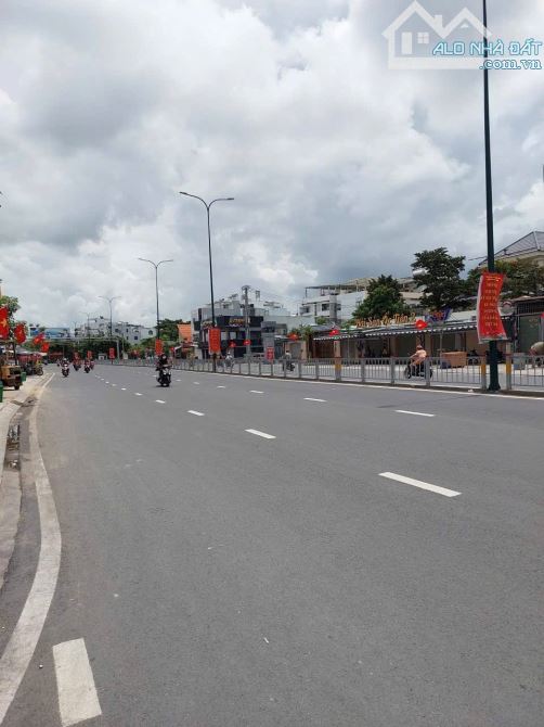 SIÊU PHẨM SÁT MT ĐƯỜNG DƯƠNG QUẢNG HÀM - PHƯỜNG 6 - GÒ VẤP