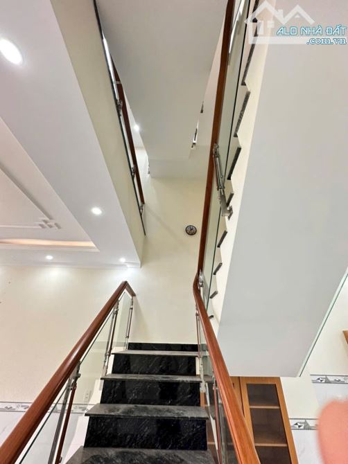 BÁN NHÀ LẦU THỔ CƯ HOÀN CÔNG GẦN ĐƯỜNG NGUYỄN ÁI QUỐC - 10