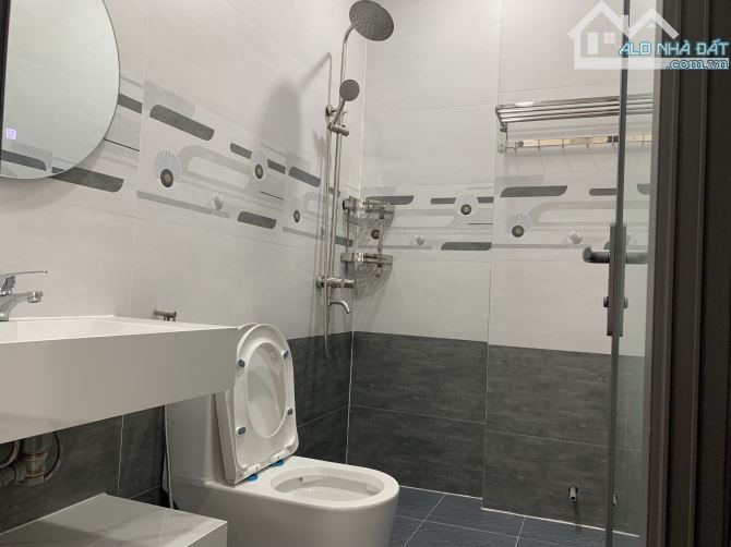 Nhà 4 tầng hiện đại có 2 mặt tiền trước sau . Vừa ở vừa kinh doanh - 10
