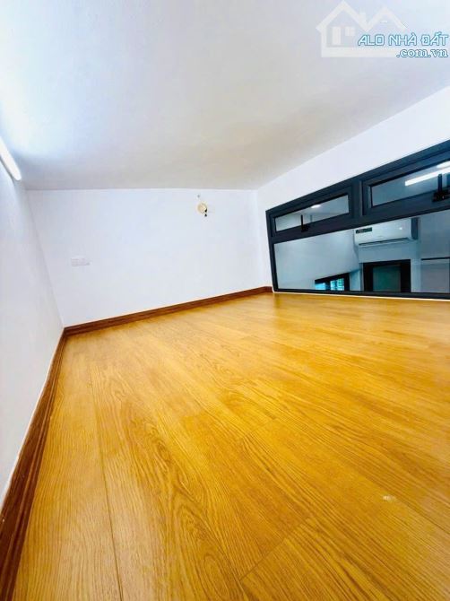 BÁN GẤP CĂN HỘ TẬP THỂ VIP1 LAO ĐỘNG TB&XH, HỒNG HÀ – HOÀN KIẾM. 60M2 – 2PN. 2,1 TỶ - 10