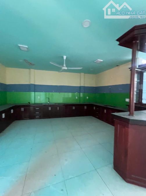 Tòa nhà 5 tầng MT đường Gò Dầu, 216m2, ngang 10m, Doanh thu hơn 2 tỷ - 10