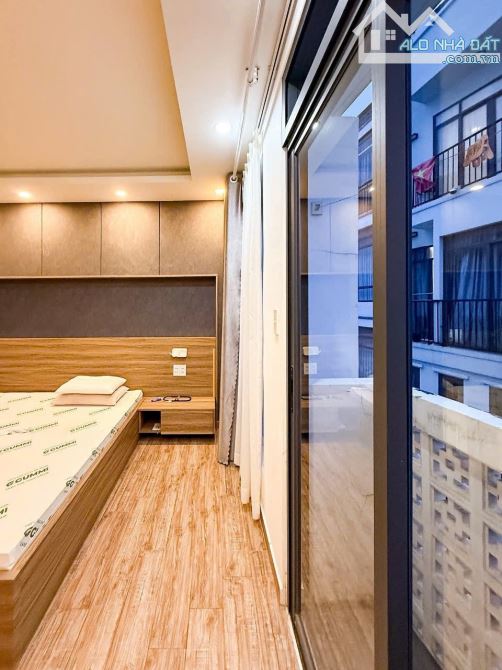 💥CHỈ: 9,4 TỶ - NHÀ PHỐ 5 TẦNG - GARA XE HƠI - DƯƠNG QUẢNG HÀM - P6 - GÒ VẤP - DT: 4,1 x13 - 10