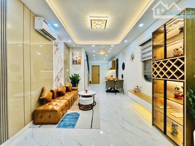 HIẾM! NHÀ GÓC 2 MẶT HẺM XE HƠI HOÀNG HOA THÁM-SÁT PHÚ NHUẬN-3PN-FULL NỘI THẤT CHỈ 6,38 TỶ - 11