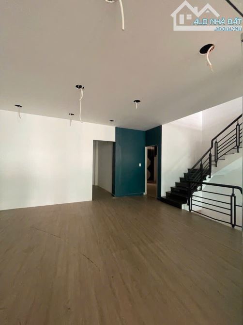 Tòa nhà 5 tầng MT đường Gò Dầu, 216m2, ngang 10m, Doanh thu hơn 2 tỷ - 11