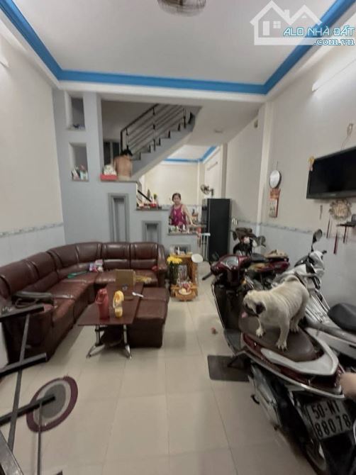 CẦN BÁN NHÀ HẺM Ô TÔ- KHU VIP ĐƯỜNG LÊ VĂN QUỚI- GẦN HOÀ BÌNH - GIÁP TÂN PHÚ - QUẬN 6 - 1