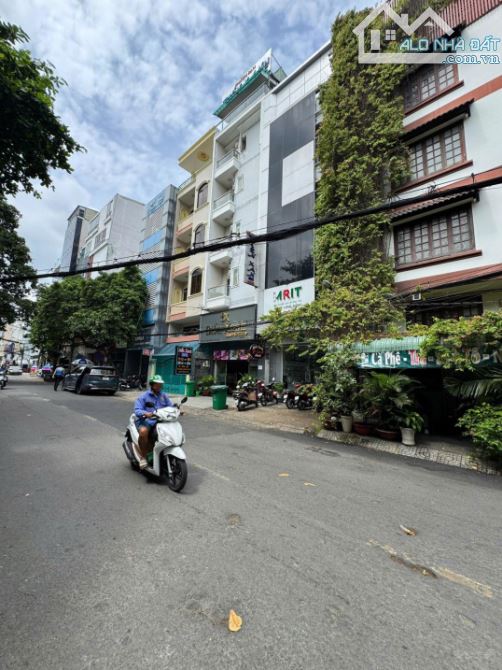 DT 100TR/THÁNG , CHDV đường Hoa Lan khu Phan Xích Long Phú Nhuận - DT 5x22m 7 tầng giá 25 - 1