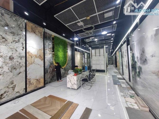 AN DƯƠNG VƯƠNG - Toà CHDV Mặt phố 550m2, 7 tầng thang máy mặt tiền 12m - Kinh doanh -100tỷ - 1