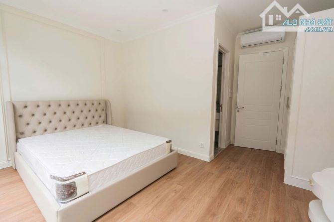 BÁN NHÀ MINH KHAI DT 52M,MT 5M,GIÁ HƠN 9TỶ