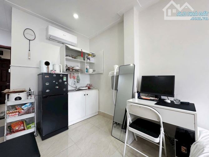 Studio ban công lớn - máy giặt riêng quận 10. - 1