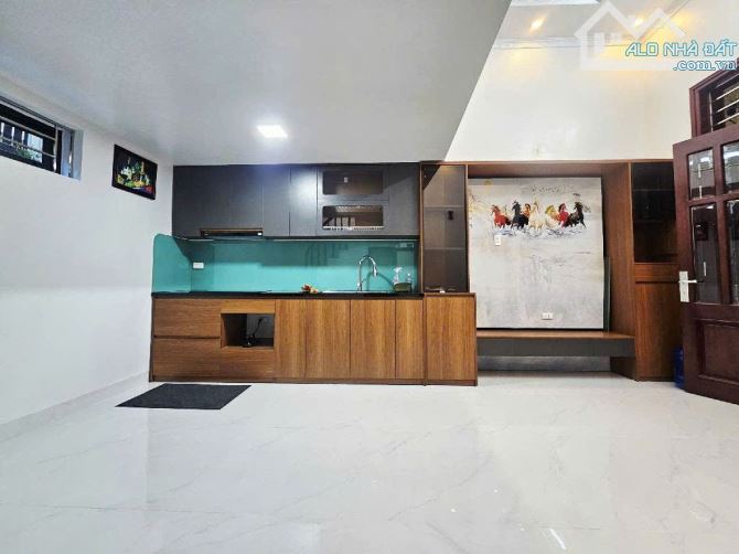 Cần bán nhà phố Kim Ngưu - Ngõ Phân Lô - LÔ GÓC 3 THOÁNG - 32m2 x 5 Tầng đủ nội thất - 1