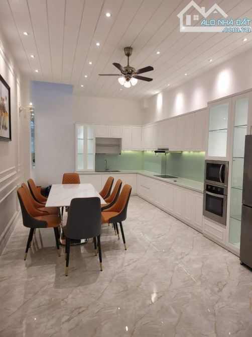 Sang tên căn nhà ngay Nguyễn Tư Giản, Gò Vấp. Giá 2 tỷ 520tr/  60m2, sổ hồng riêng - 1
