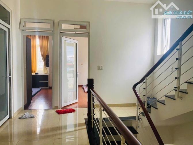Căn góc 2 mặt tiền Phan Chu Trinh ngay chợ, 6x14m - 1