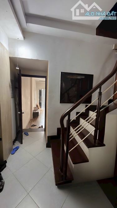 Quận Tân Bình-Nhà đẹp-Hẻm ô tô 5M-Giáp Phú Nhuận, Q.3-50m2-3tầng-3PN,3WC - 1
