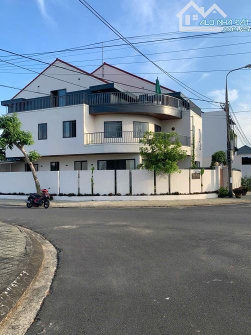 Bán đất đẹp lô góc đường lớn Bến Trễ Hội An - 1