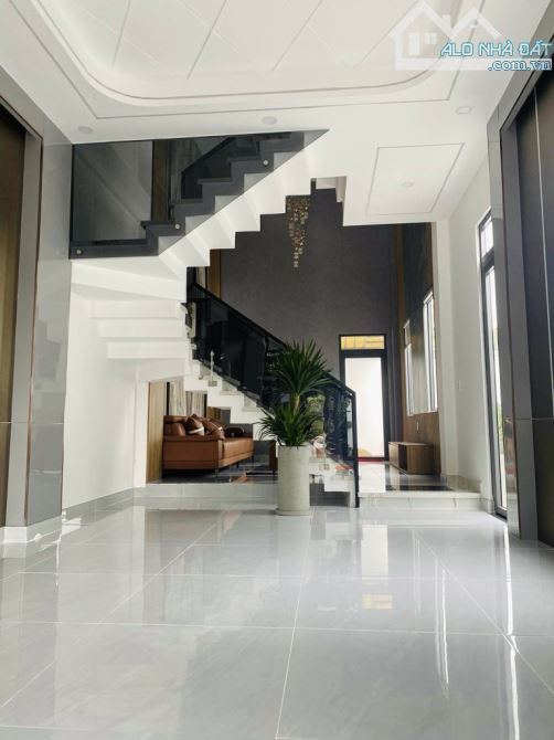 Bán nhà 4 tầng FULL NỘI THẤT đường VÕ THỊ THỪA,phường AN PHÚ ĐÔNG, Q12,dt104m²(6,5x16) - 1