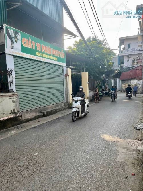 Siêu Hiếm Yên Nghĩa kinh doanh Đỉnh ô tô tránh 40m chưa tới 8 tỷ - 1