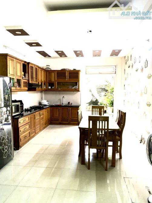 NHÀ MẶT TIỀN ĐƯỜNG 12 PHƯỚC BÌNH - CHỦ XÂY TÂM HUYẾT 3 TẦNG 94M2 - HOÀN CÔNG ĐỦ - 10.x TỶ - 1