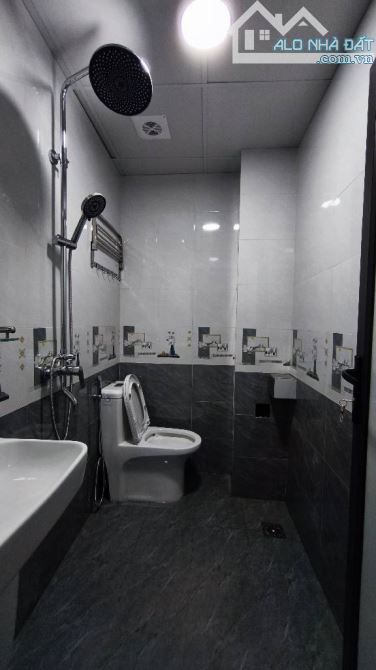 Bán nhà phố Xốm, Hà Đông – 30/43m², 5 tầng, giá hợp lý  Nhà xây mới 5 tầng kiên cố, diện t - 1