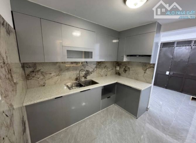 Bán nhà Đà Nẵng, Cầu Tre, Ngô Quyền, Hải Phòng. 3,5 tầng, 42m2, 2,68 tỷ. Ngang 6m, ngõ 2m, - 1