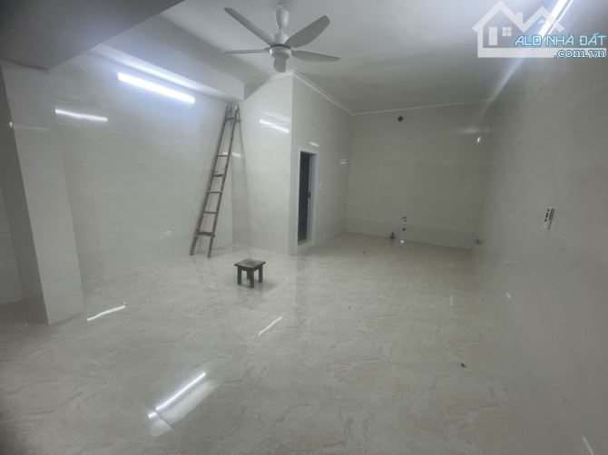 Bán nhà mặt ngõ Khương Trung , thông Vũ Tông Phan , kinh doanh - 1