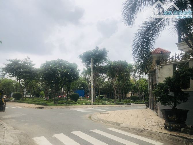 ♻️ BÁN NHÀ ĐẸP HXH VIEW CÔNG VIÊN GẦN TẠ QUANG BỬU 50M² NHÀ 4 TẦNG NGANG 4.8M 4PN CHỈ 7.xT - 1