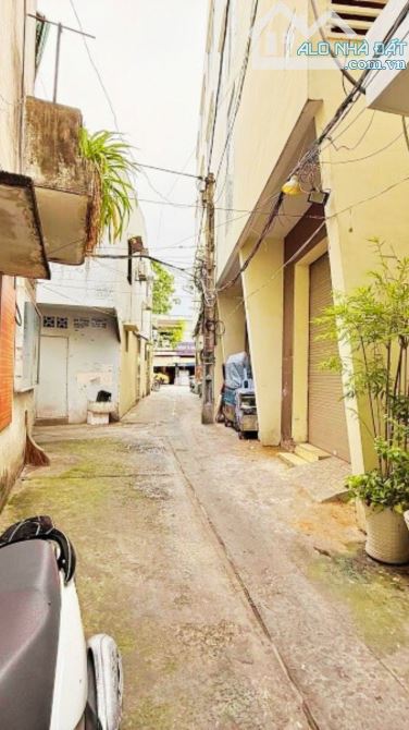 🏠 BÁN NHÀ NGUYỄN THÔNG, P.9, Q.3 - NGANG KHỦNG, TẶNG NỘI THẤT - 6.X TỶ. - 1