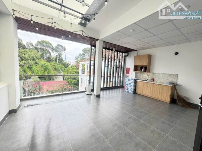 NGỘP VỐN BÁN GẤP NHÀ NGUYỄN HIỀN, QUẬN 3. GIÁ 5TỶ280/117,5M2(5,5MX20,5M). SỔ HỒNG RIÊNG - 1