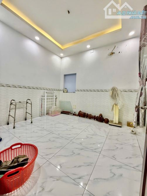 NHÀ ĐẸP Ở NGAY-3TẦNG-XE HƠI TẬN CỬA -LÊ TRỌNG TẤN-TÂN PHÚ - 1