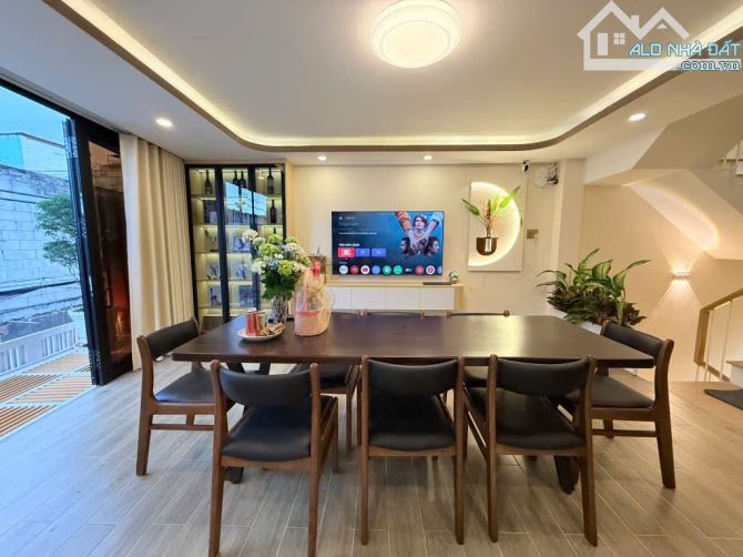 CAM KẾT 100% - KHÔNG ĐÚNG ĐỀN - BÁN NHÀ 6 TẦNG FULL NỘI THẤT LÊ VĂN THỌ GÒ VẤP NHỈNH 9 TỎI - 1
