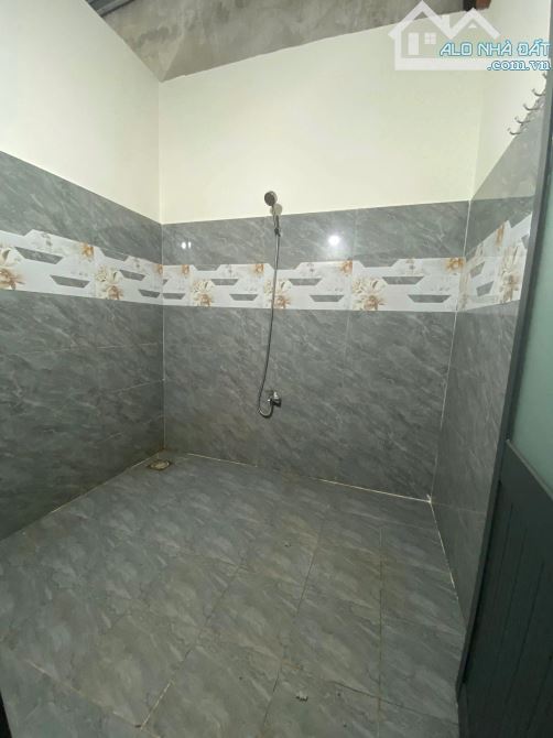 Nhà Tân Hoà - Đối diện chợ Đầu mối  1 căn duy nhất - 1
