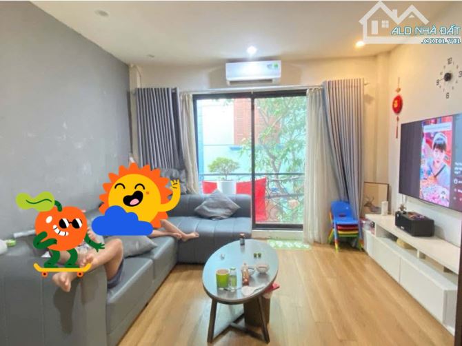 NGÕ 98 ĐÀM QUANG TRUNG-LONG BIÊN NHÀ DÂN XÂY-TRƯỚC NHÀ THOÁNG-RỘNG-GARA Ô TÔ-FULL NỘI THẤT - 1