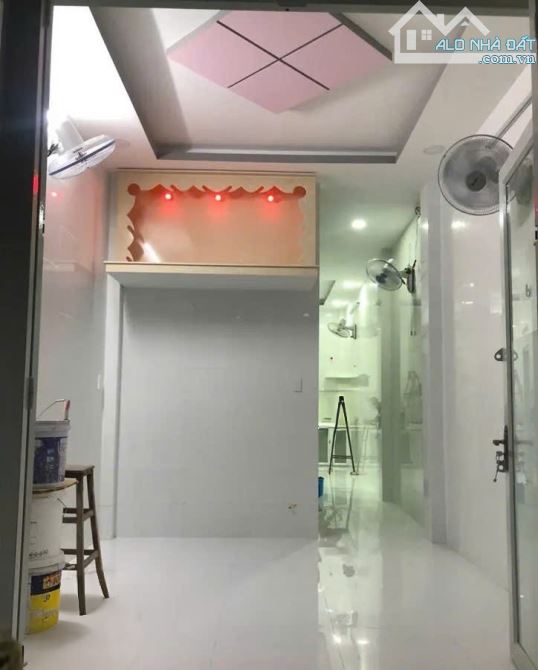 BÁN NHÀ NGUYỄN TRÃI,3 TẦNG, 40M2, NHỈNH 7 TỶ - 1