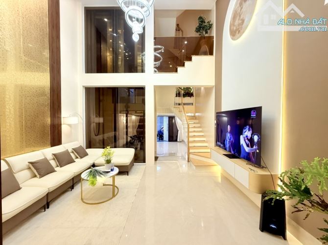 GIẢM ~2TỶ- HXH PHẠM VĂN CHIÊU - 72M2 (5.3x14) - 6 TẦNG - THANG MÁY - HƠN 9 TỶ - 1