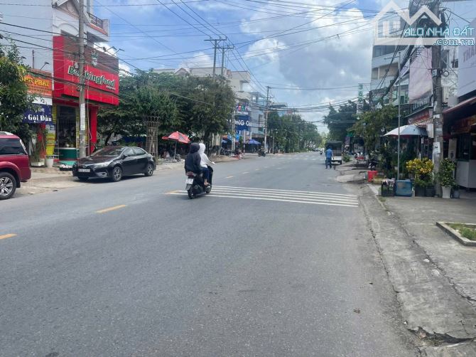 BÁN NHÀ 2 LẦU MẶT TIỀN ĐƯỜNG NGUYỄN TRI PHƯƠNG ĐOẠN NGOÀI CHƯA QUA TÔ HIẾN THÀNH - 1