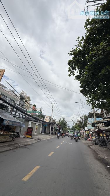 Kho xưởng đường Hương Lộ 2, 385m2 ( 9 x 37 nở hậu 12m ) Full thổ cư, Hẻm tải thông - 1